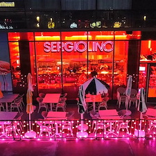 Beautiful-Restaurant-Terrasse-Decoration-In-Laval 7